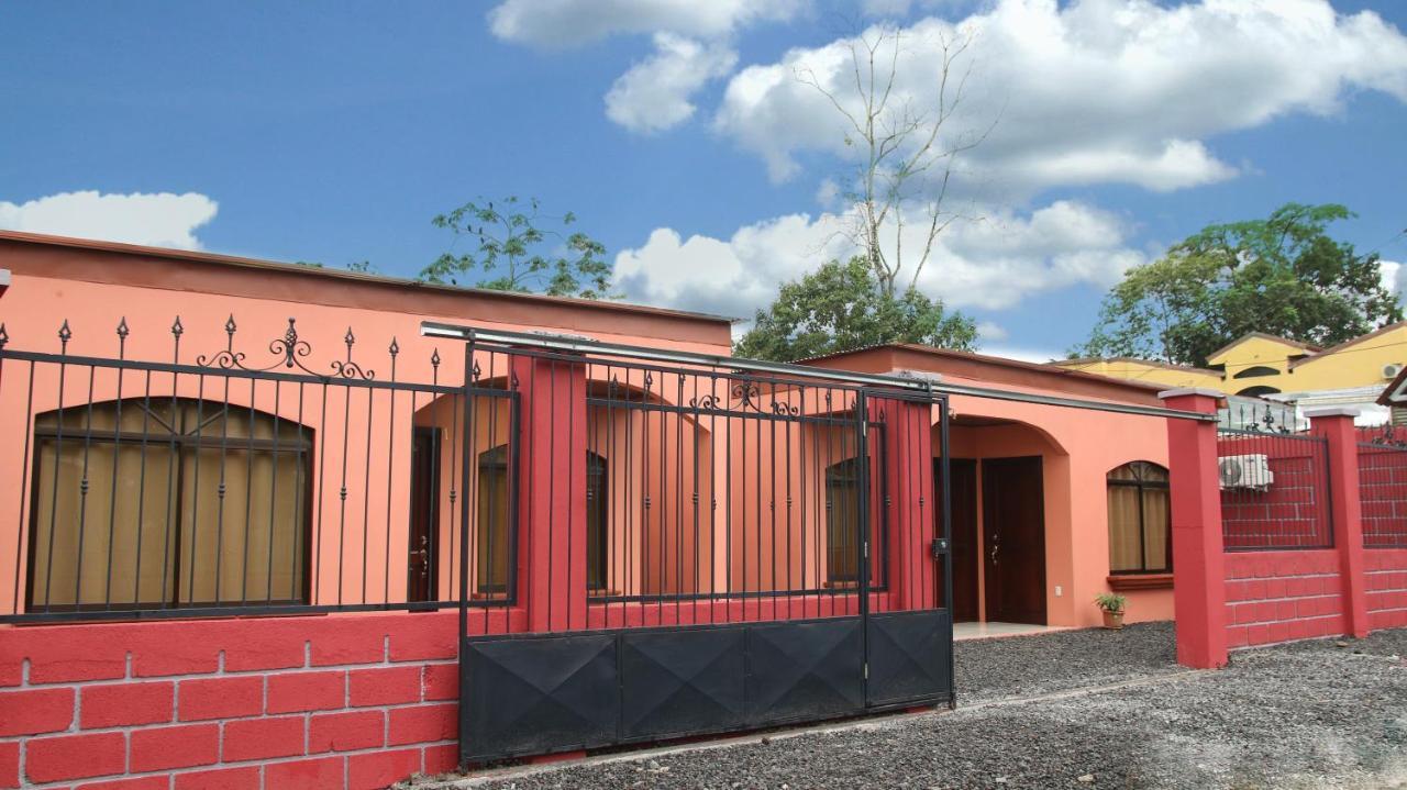 Apartmán Arenal Red La Fortuna Exteriér fotografie